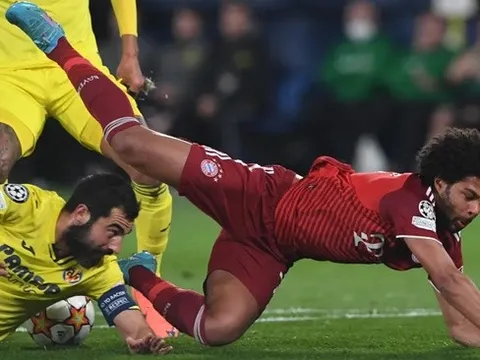 Bayern mất chuỗi lịch sử sau thất bại tai hại