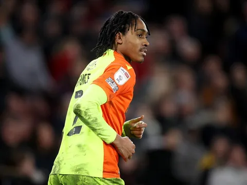 Bayern Munich cạnh tranh với Arsenal vụ mua sao Hạng Nhất