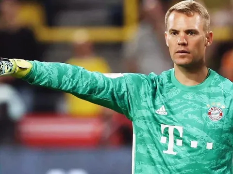 Bayern "rút ruột" Man United, chốt người thay thế Neuer