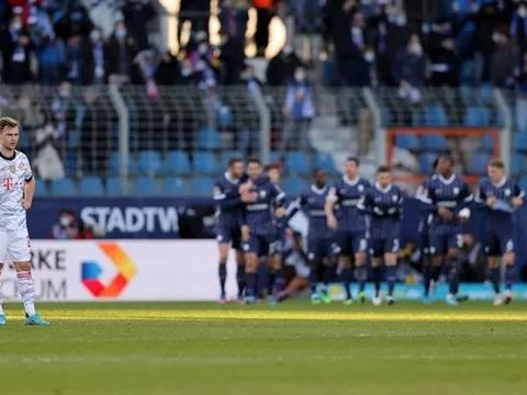 Bayern tan nát vì sự sắp xếp mạo hiểm của Nagelsmann