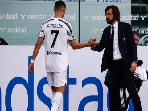 Pirlo tiết lộ phản ứng của Ronaldo khi bị thay sớm