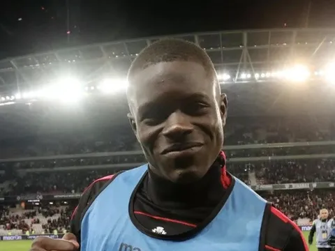 "Bẻ lái cực ngọt", Chelsea phũ phàng với đối tác dâng hiến "ngọc quý" 80 triệu