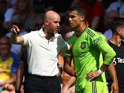Beckham chốt giá cho Ronaldo