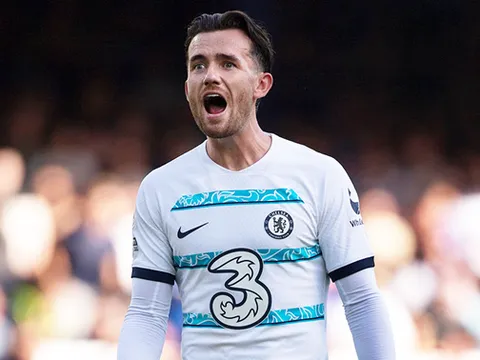 Ben Chilwell bắt đầu thấy lo ở Chelsea