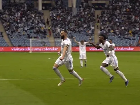 Bên lề: Barca 2-3 Real