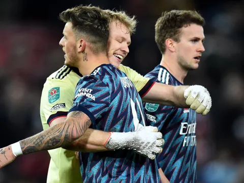 Ben White thể hiện tuyệt vời ra sao trước Liverpool?