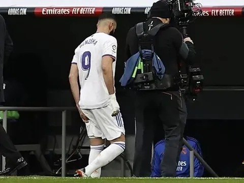 Benzema chạy đua với thời gian trước trận gặp PSG