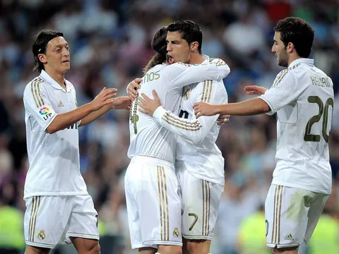 Bị "đại gia" NHA ghẻ lạnh, cựu thần Real "bán mình" cho Barcelona