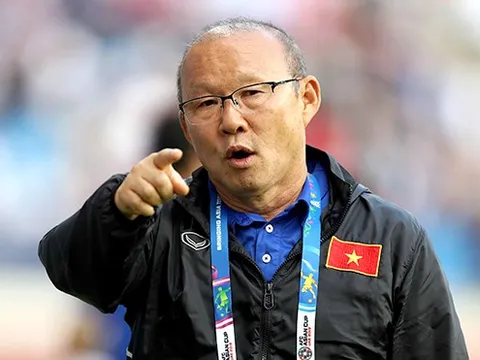 Bị khước từ quả penalty, thầy Park nói luôn 1 câu về trọng tài