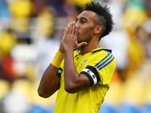 Bị nghi loại khỏi ĐTQG, Aubameyang phá vỡ im lặng
