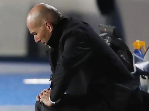 Bị nghiền nát, các ngôi sao Real sốc với quyết định của Zidane