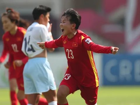 Bích Thùy, cầu thủ nhỏ bé nhưng tràn đầy năng lượng