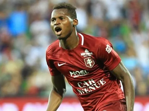 Big Six cẩn thận, Leicester sắp có "Vua dội bom" Ligue 1