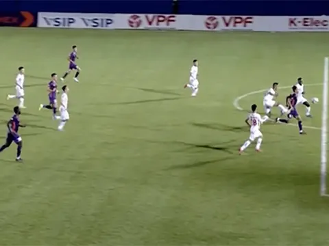 Trọng tài tưởng tượng 11m, Hải Phòng mất oan trận thắng