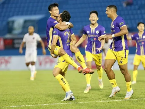 Bóng dáng nhà vô địch V-League 2022