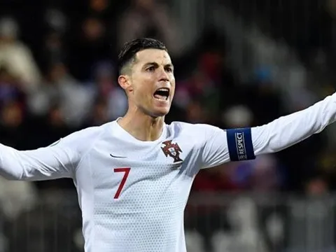Bồ Đào Nha vượt qua vòng loại, Ronaldo vẫn không hài lòng vì điều này