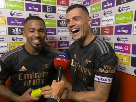 Bộ đôi Arsenal gây ấn tượng mạnh