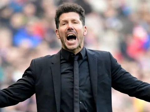 "Bom tấn" 126 triệu khiến BLĐ Atletico Madrid lo sốt vó