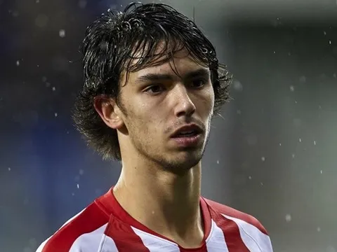 'Bom tấn' nổi điên đá ghế, Simeone nói lời tâm can