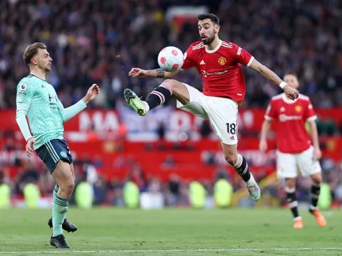 Bruno Fernandes bị lu mờ bởi 'ảo thuật gia" của Leicester