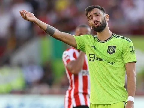 Bruno Fernandes chế nhạo Agbonlahor