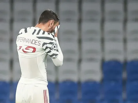 Bruno Fernandes nói thẳng lý do khiến Man Utd bại trận trước Istanbul