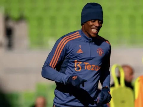 Bruno, Martial phấn chấn trong buổi tập cuối của Man Utd tại Melbourne