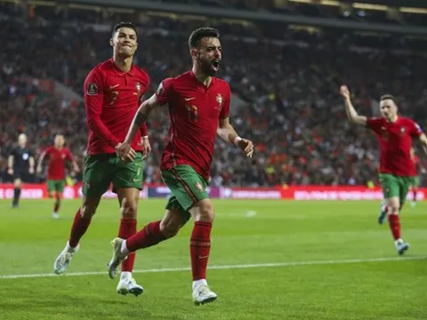 Bruno một tay đưa Bồ Đào Nha dự World Cup bằng màn trình diễn siêu hạng