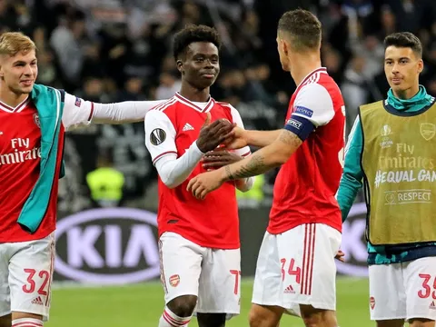 Bukayo Saka đưa ra 2 điều kiện để ký HĐ mới với Arsenal