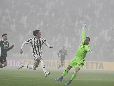 Bùng nổ trong năm 2022 sẽ giúp Vlahovic nhập hội cùng Mbappe, Haaland