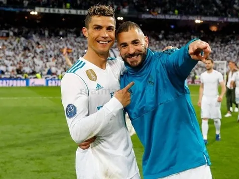 Bừng sáng tại Champions League, Benzema đã thoát khỏi cái bóng của Ronaldo