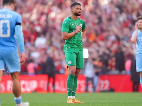 Canh bạc thất bại của Pep Guardiola