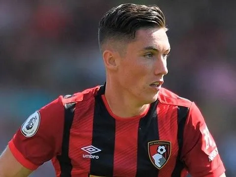 Đang ''tu nghiệp'', bộ đôi sao trẻ Liverpool nhận dự đoán u ám về tương lai