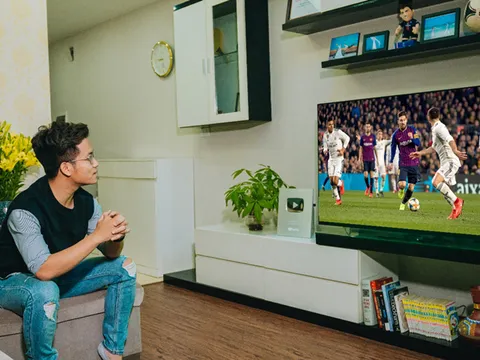 Các bình luận viên bóng đá chọn TV gì để xem SEA Games?