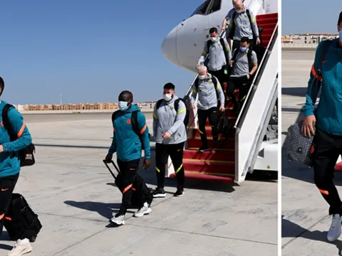 Mount đeo khẩu trang, Chelsea đã có mặt tại UAE