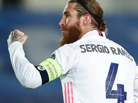 Các cầu thủ Real không dám tiếp quản áo số 4 do Ramos để lại