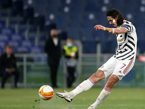 Cách dàn xếp tấn công đỉnh cao của Man Utd trước AS Roma