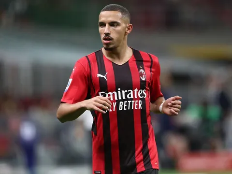 Cái tên bị ruồng bỏ của Arsenal sắp nhận quà từ AC Milan