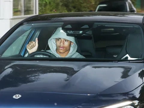 Cái tên không ngờ tới sân tập M.U, Greenwood có động thái sau scandal