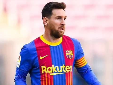 Cam kết tương lai, Messi chấp nhận yêu sách của Barca