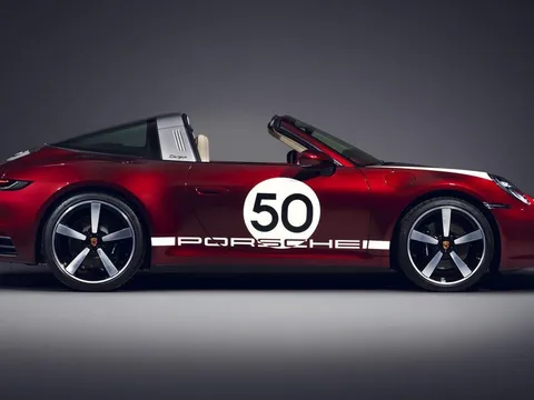 Cận cảnh tuyệt phẩm Porsche 911 hơn 6 tỷ đồng Zlatan vừa tậu