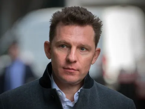 "Tôi sẽ không xây dựng CLB theo mô hình của Man United"