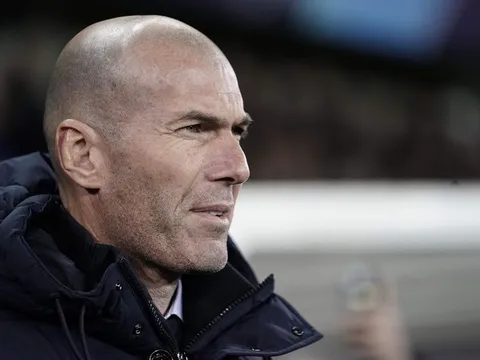 Tuyệt vời! "Phát kiến mới" của Zidane đang giúp Real bay cao