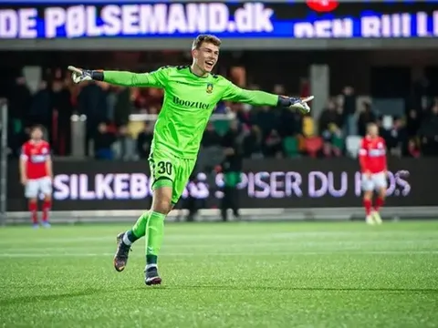 "Cánh chim lạ" giúp Ten Hag đẩy De Gea vào dĩ vãng