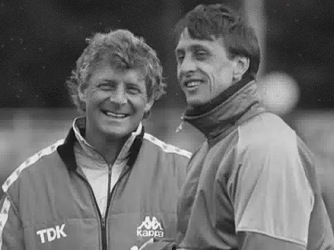 Cánh tay phải của Johan Cruyff qua đời ở tuổi 73