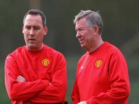 "Cánh tay phải" của Sir Alex chỉ ra bản hợp đồng sai lầm của Man United trong mùa Hè