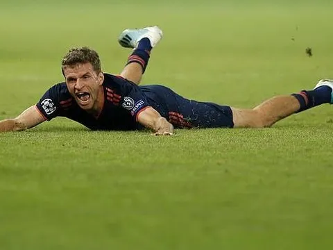 Giám đốc lên tiếng, thương vụ Thomas Muller coi như xong