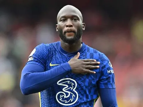 Carragher hé lộ nhân tố Liverpool sẽ khiến Lukaku tắt điện