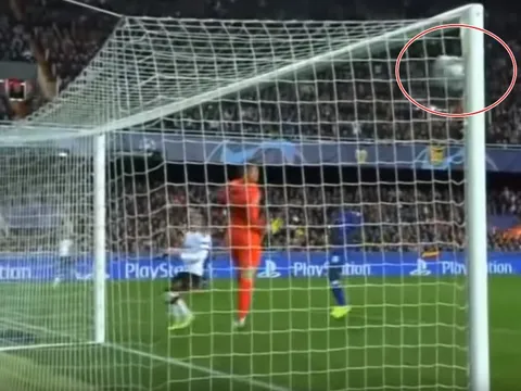 '1 bàn thắng quá ảo diệu!'