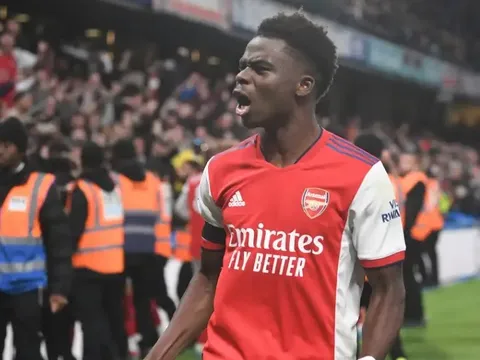 Đả bại Chelsea, Saka gửi thông điệp đến NHM Arsenal